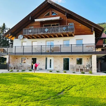Mondseeblick Apartment *